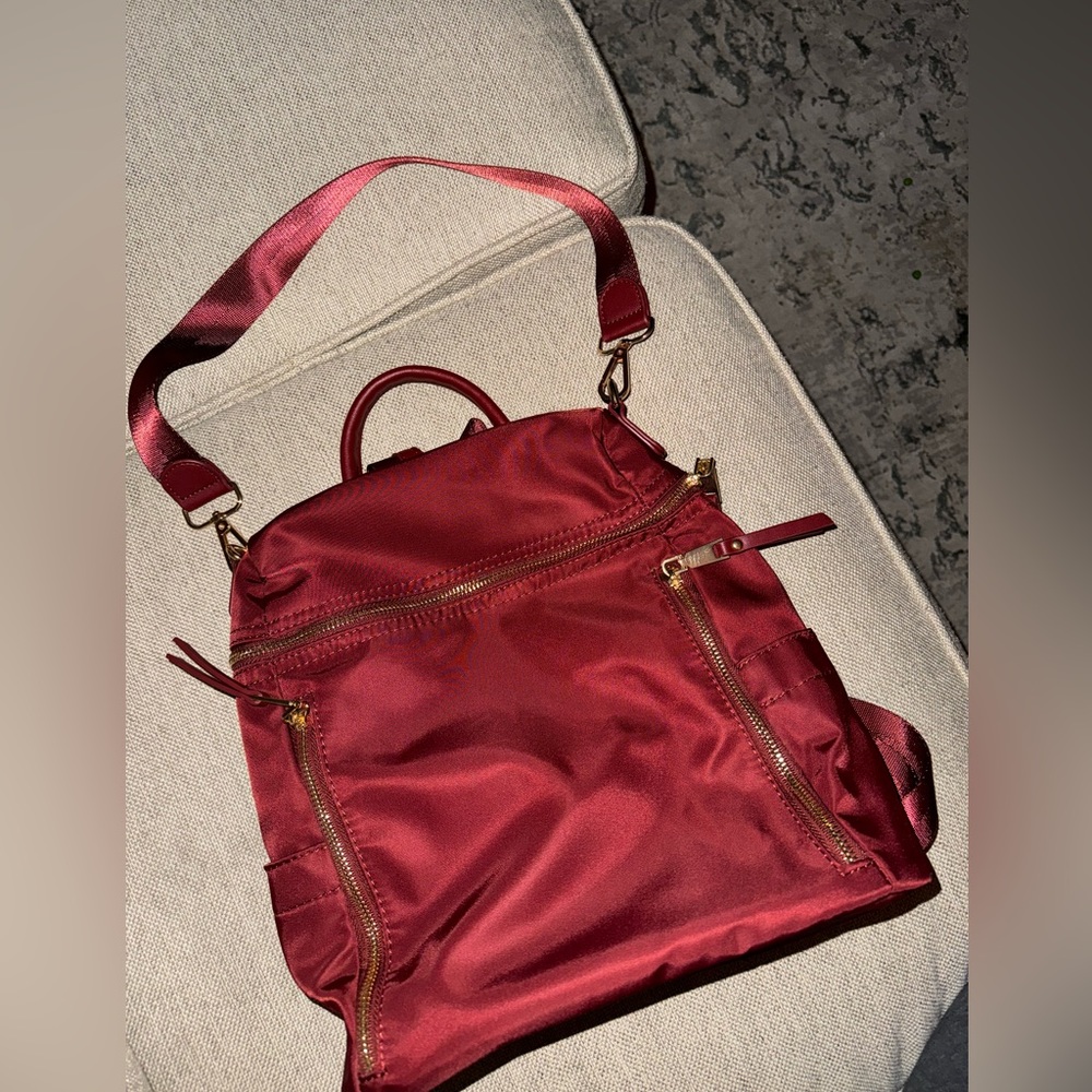Burgundy medium sized backpack